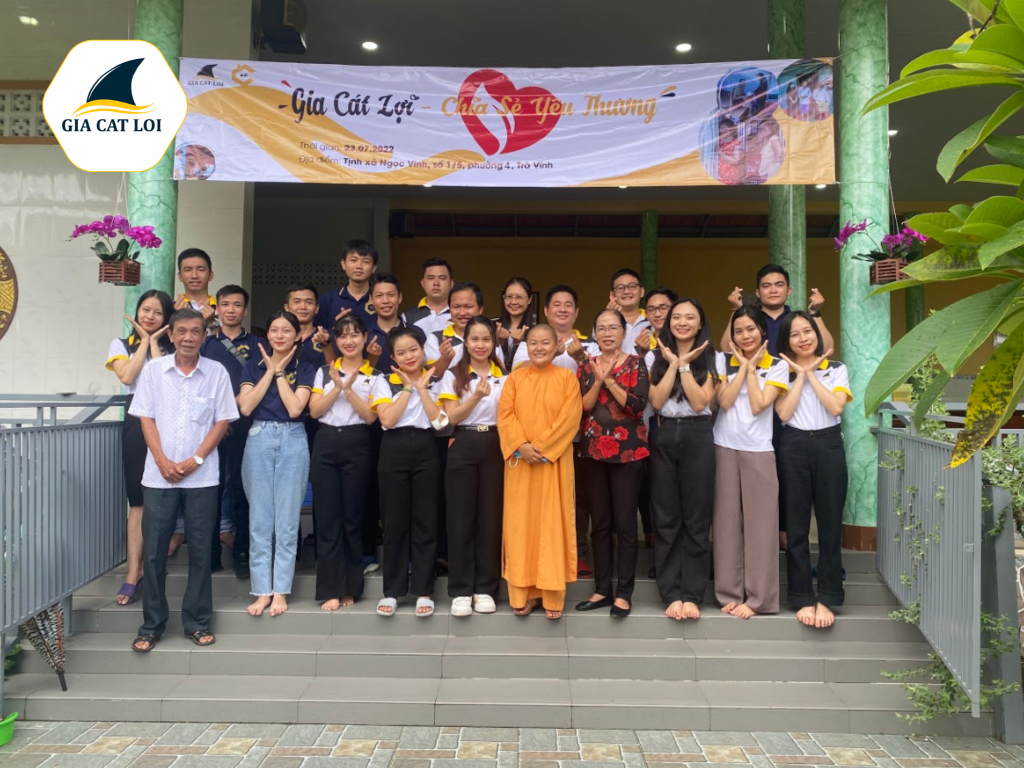 CHƯƠNG TRÌNH THIỆN NGUYỆN – GIA CÁT LỢI CHIA SẺ YÊU THƯƠNG