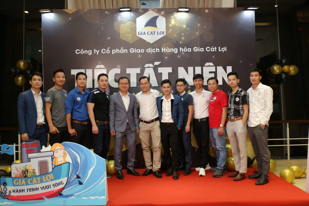 Tiệc Tất Niên Năm 2020 Của Công Ty Gia Cát Lợ
